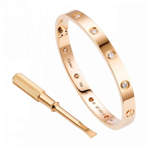 bracelet love cartier pas cher|cartier love bracelet true story.